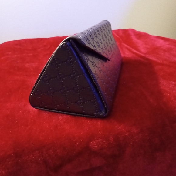 Gucci double g monogrammed trifold eyeglass case - Picture 3 of 10